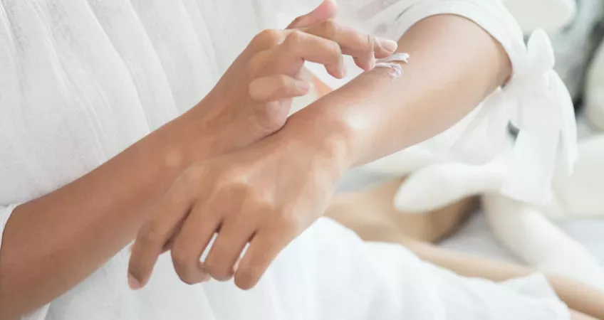 Trockene Haut? Schauen Sie sich diese natürlichen Tipps an