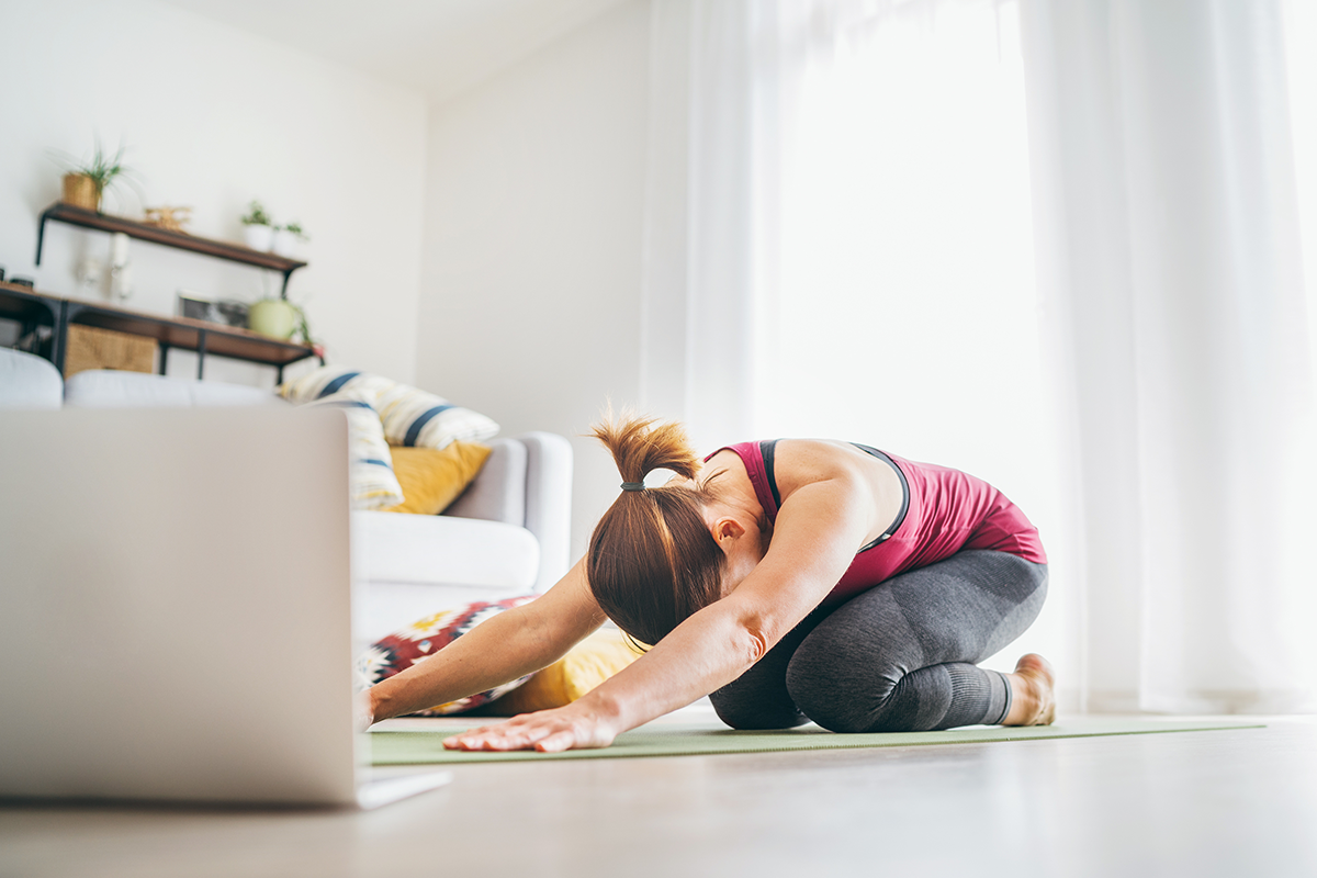 100 Suns Online Summit: Ein virtueller Rückzugsort für Yoga und Belastbarkeit