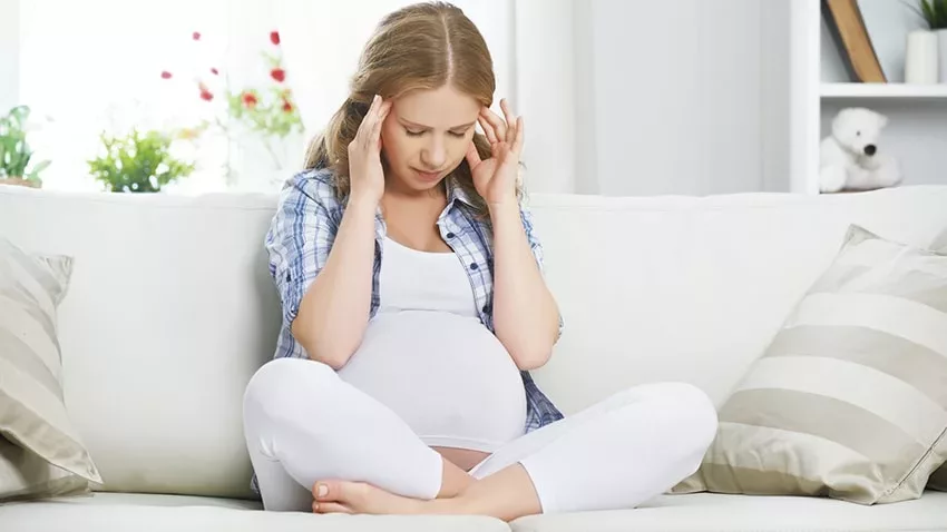Warum leiden viele Frauen während der Schwangerschaft unter Migräne?