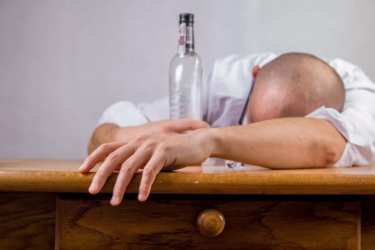 Hausmittel zur Linderung eines Katers am Tag danach
