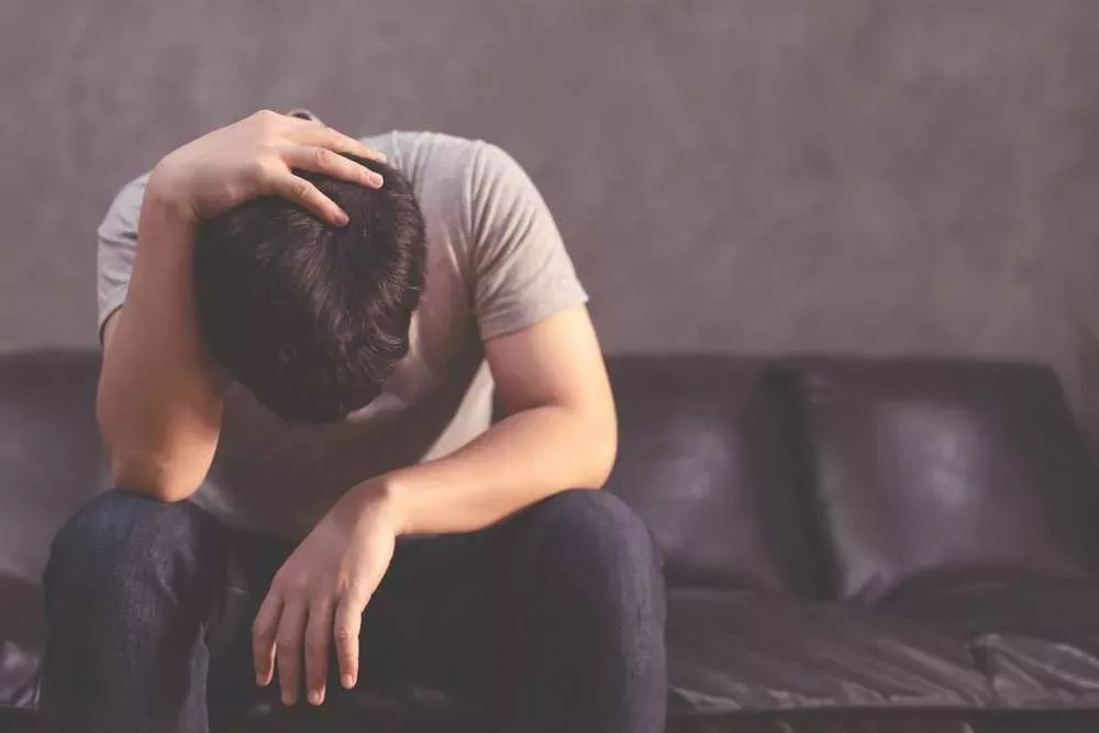 Depressive Menschen verwenden diese 7 Wörter häufiger