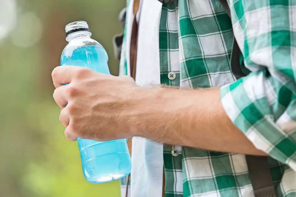 Mann wurde ins Krankenhaus eingeliefert, nachdem er die NOS Octane Booster Racing-Formel mit einem Energy-Drink verwechselt hatte