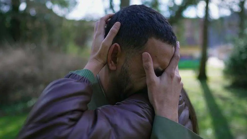 Empathische Persönlichkeiten leiden unter überwältigender emotionaler und spiritueller Erschöpfung; Hier erfahren Sie, wie es aussieht und wie man es abschirmt