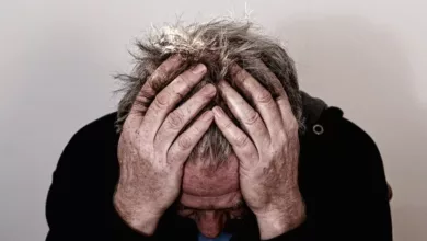 Bach-Bluetentherapie-fuer-emotionale-Stoerungen-bei-Haustieren