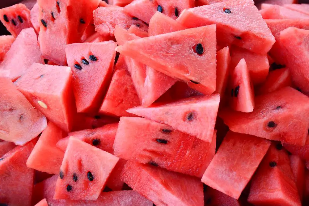 Die zahlreichen gesundheitlichen Vorteile von Wassermelonen: Ein erfrischendes Symbol des Sommers hat einen bedeutenden Einfluss auf Gesundheit und Ernährung - von Hydration bis hin zur Krebsprävention