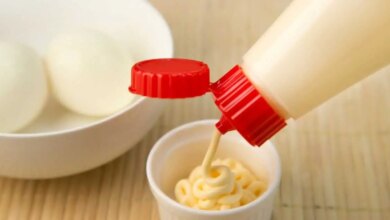 Selbstgemachte-Mayo-Eine-gesunde-Alternative-zu-verarbeiteten-Produkten-und
