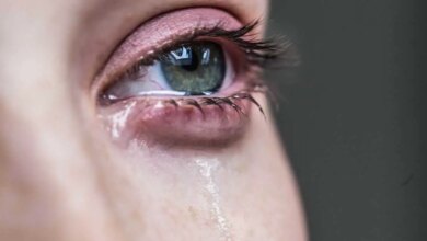 Wie-emotionale-Wunden-aus-der-Kindheit-unsere-erwachsenen-Beziehungen-beeinflussen